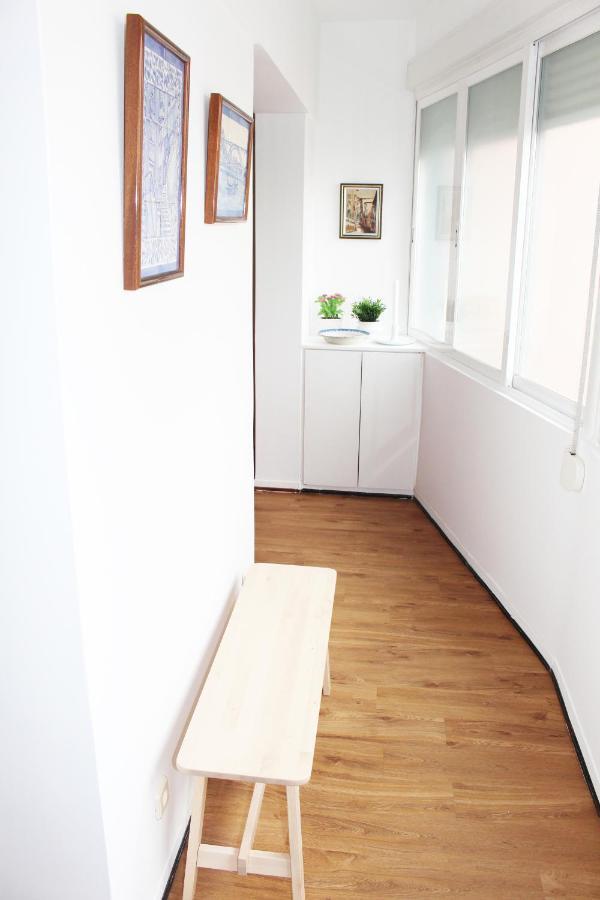 Rocha - Sunny & Cousy 2 Bedrooms In Campo De Ourique
