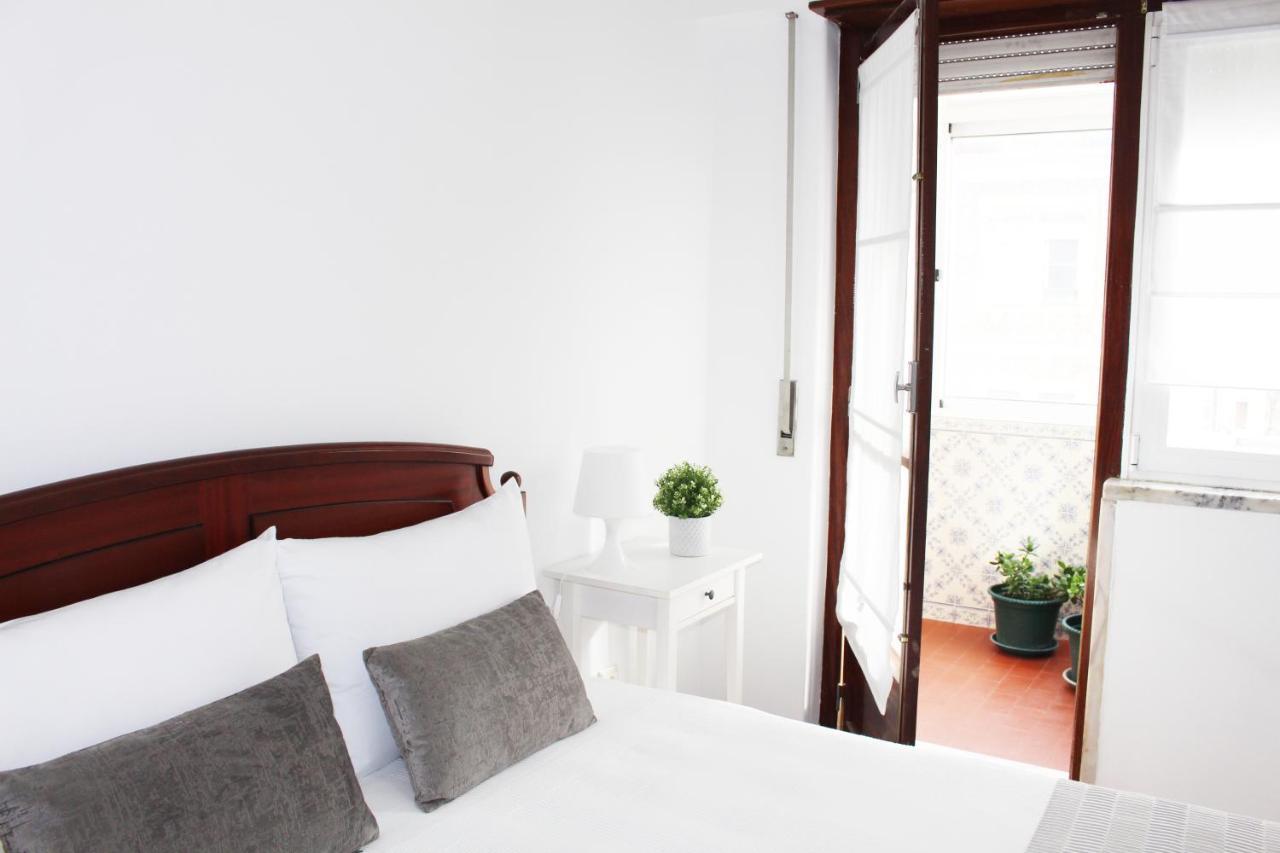 Apartamento Rocha - Sunny & Cousy 2 Bedrooms In Campo De Ourique Lisboa